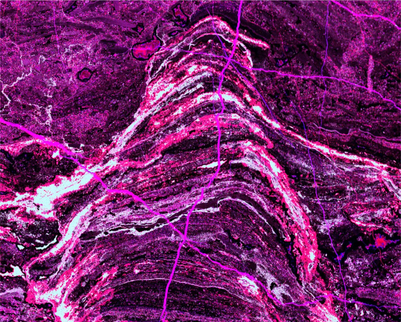 M4龙卷风µX射线荧光图。3.0ga叠层石；视野为60厘米宽